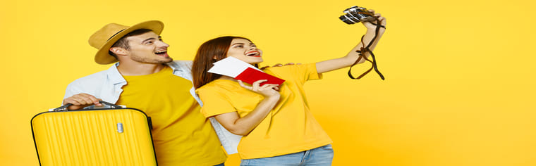 Kalėdinės svajonės: apklausa rodo, kad 86 proc. žmonių norėtų po eglute rasti kelionę